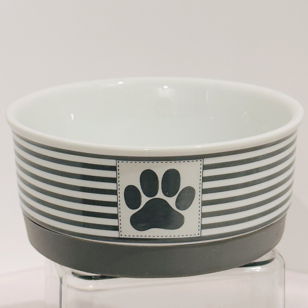 Bone Dry Lattice- Ceramic Pet Bowls  For Food  or Water With Non-Skid base (00